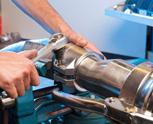 14085 772 Handarbeit Schlauch